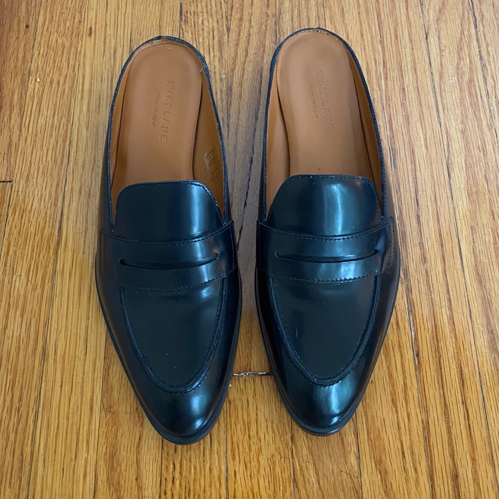 Everlane slides size 8***